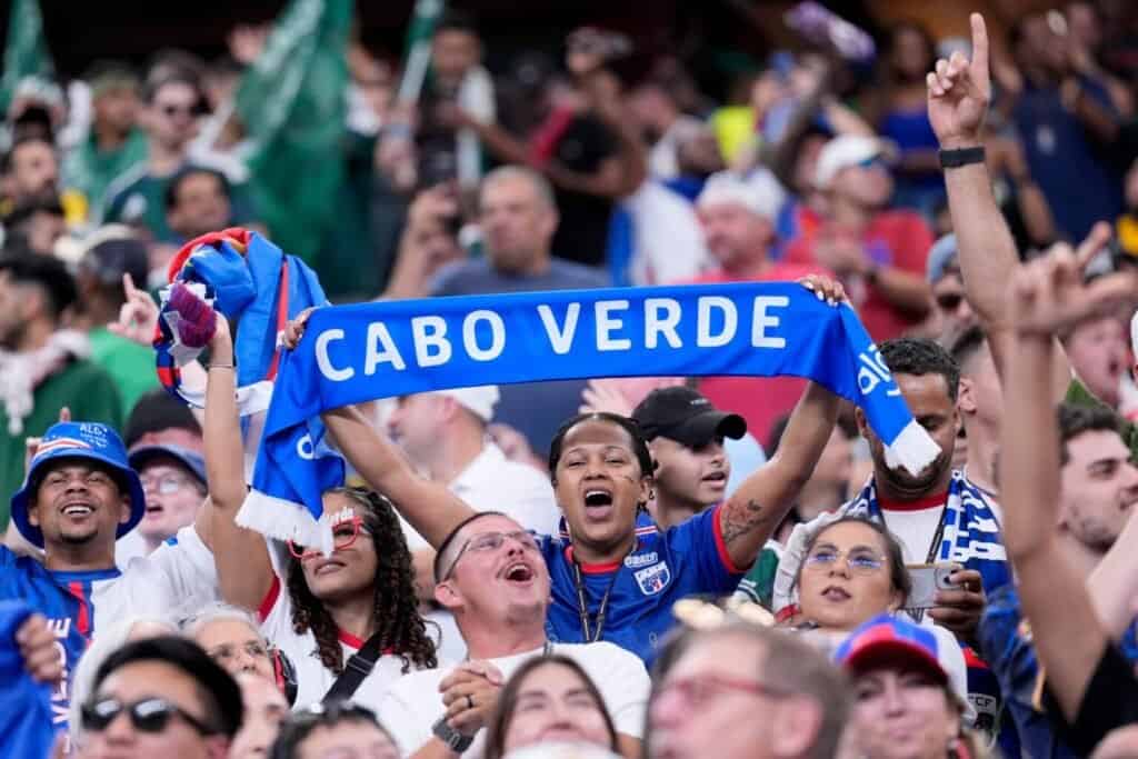 Cabo Verde fans